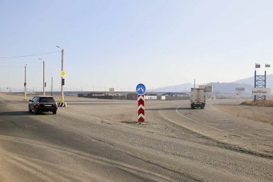 На повороте на Врангель добавят полосу и зеленую стрелку на светофор
